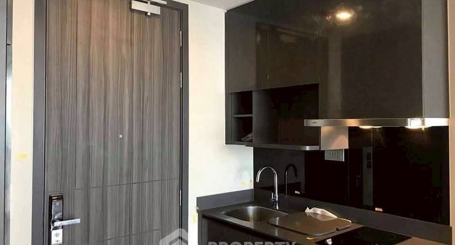 For rent 1 bed condo in Khlong Toei, Bangkok