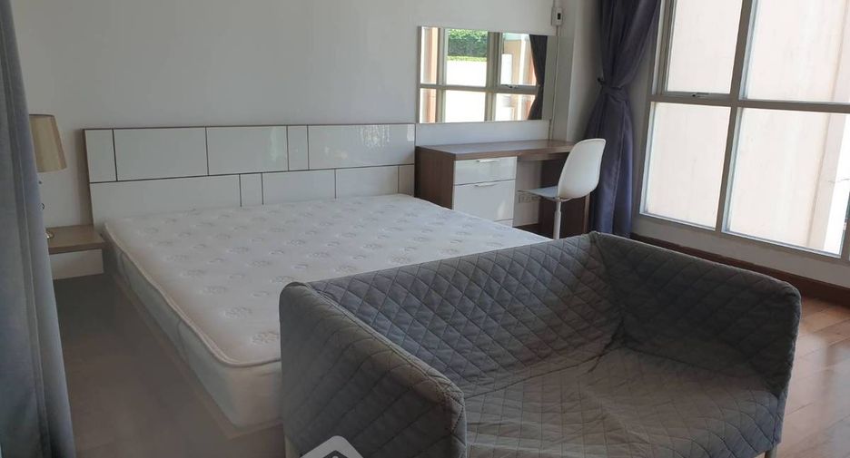 For rent 1 bed condo in Pathum Wan, Bangkok