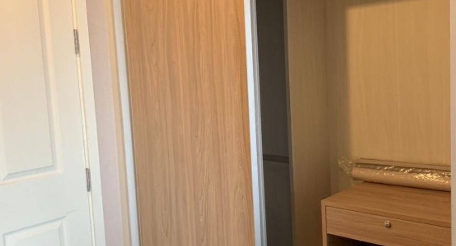 For sale 1 bed condo in Yan Nawa, Bangkok