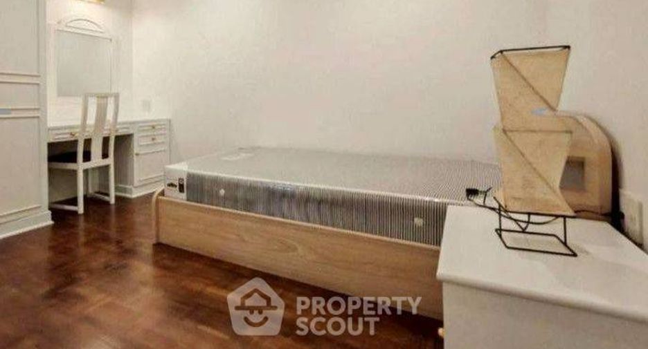 For rent and for sale 2 bedrooms condo in Khlong Toei, Bangkok