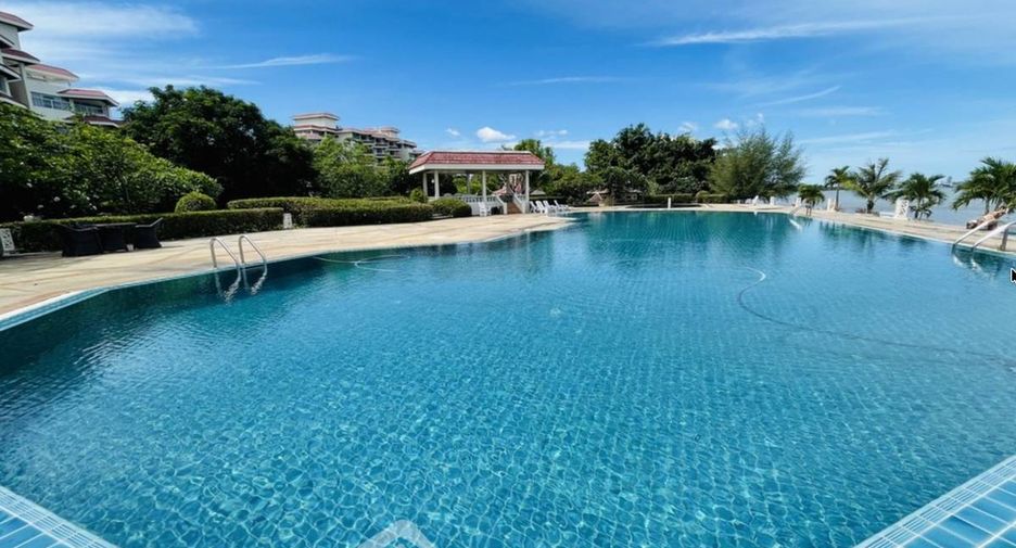 For sale 2 bedrooms condo in Pratumnak, Pattaya