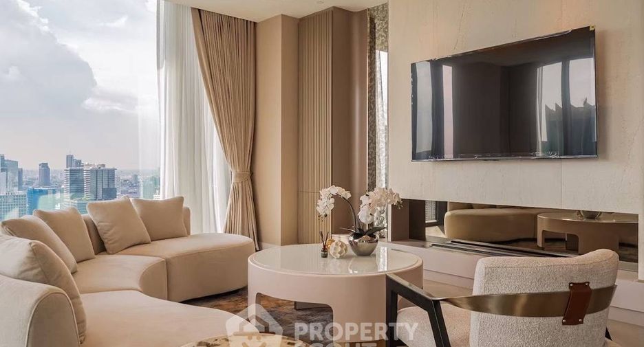 For sale 3 bedrooms condo in Sathon, Bangkok