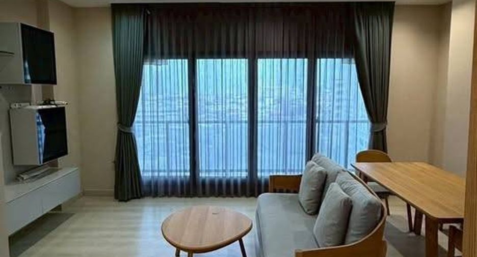 For sale 3 bedrooms condo in Phaya Thai, Bangkok