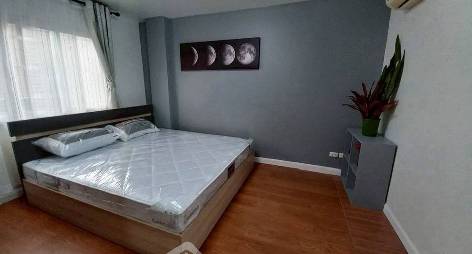 For rent and for sale 2 bedrooms condo in Pathum Wan, Bangkok
