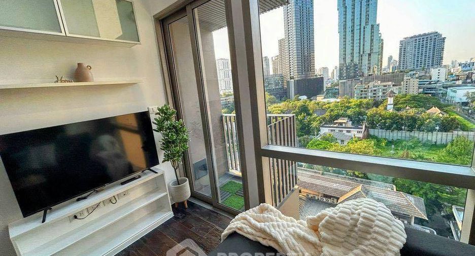 For rent and for sale 1 bed condo in Khlong Toei, Bangkok