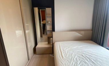 Condo en alquiler y en venta de 1 habitaciones en Huai Khwang, Bangkok