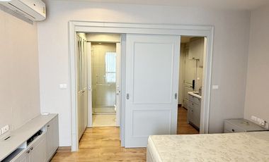 For sale studio condo in Phaya Thai, Bangkok
