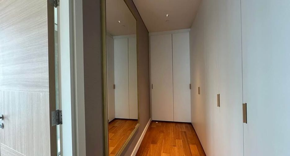Condo en alquiler de 2 habitaciones en Pathum Wan, Bangkok