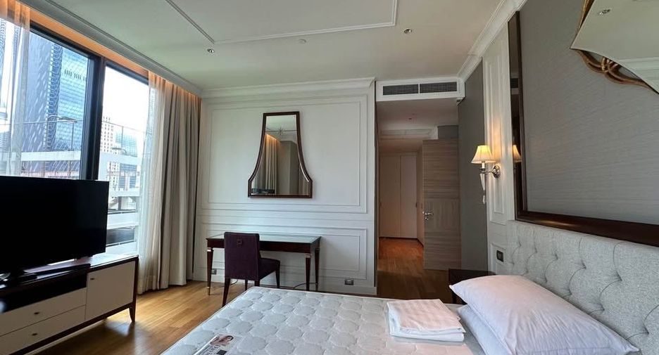 Condo en alquiler de 2 habitaciones en Pathum Wan, Bangkok