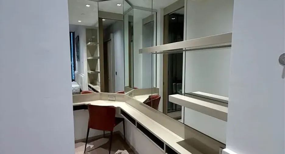 For rent 1 bed condo in Bang Rak, Bangkok