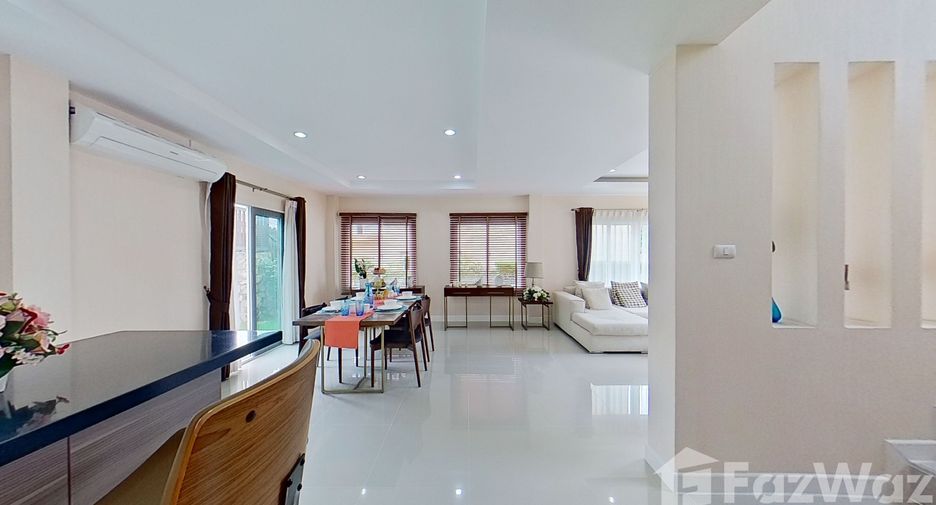 For rent 3 bedrooms villa in East Pattaya, Pattaya