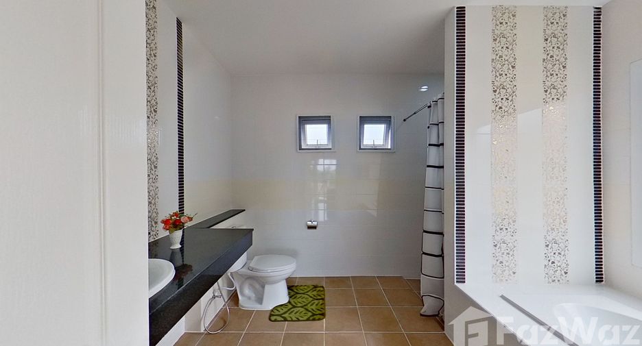 For rent 3 bedrooms villa in East Pattaya, Pattaya