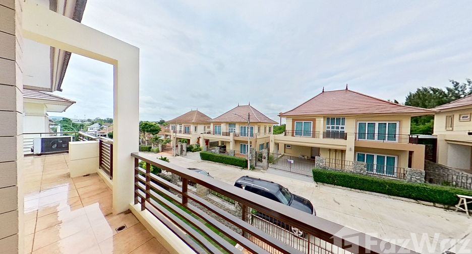 For rent 3 bedrooms villa in East Pattaya, Pattaya