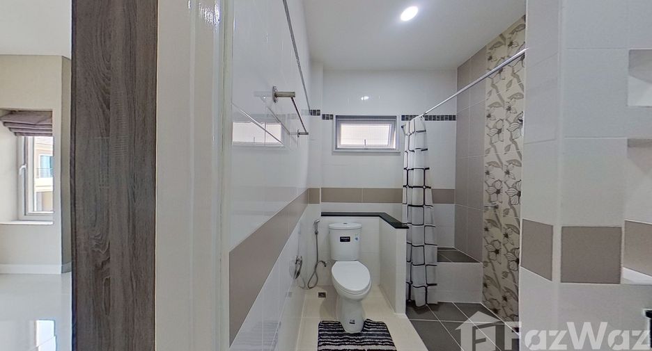 For rent 3 bedrooms villa in East Pattaya, Pattaya