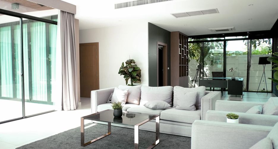 Casa en venta de 3 habitaciones en Min Buri, Bangkok