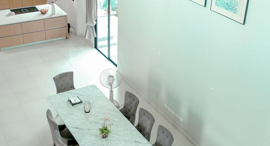 Casa en venta de 3 habitaciones en Min Buri, Bangkok