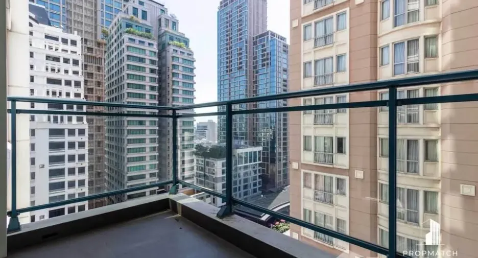 For rent 2 ベッドルーム condo in Pathum Wan, Bangkok