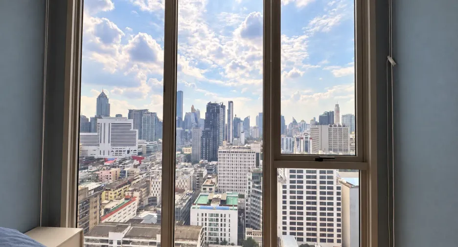 For sale 2 bedrooms condo in Watthana, Bangkok