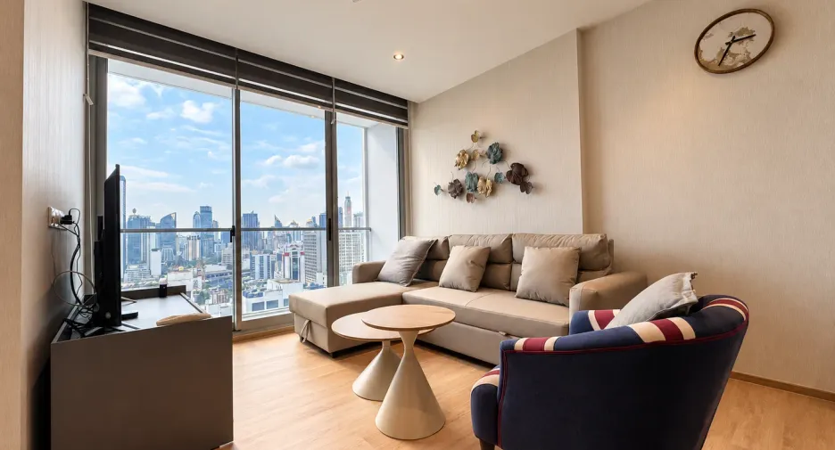For sale 2 bedrooms condo in Watthana, Bangkok