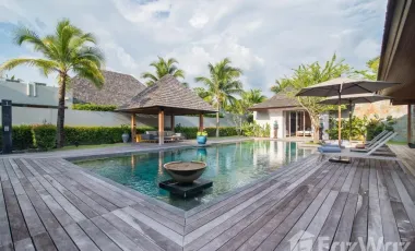 Villa en alquiler de 4 habitaciones en Thalang, Phuket
