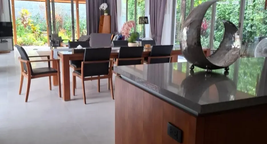 ให้เช่า 4 ห้องนอน วิลล่า ใน ถลาง, ภูเก็ต