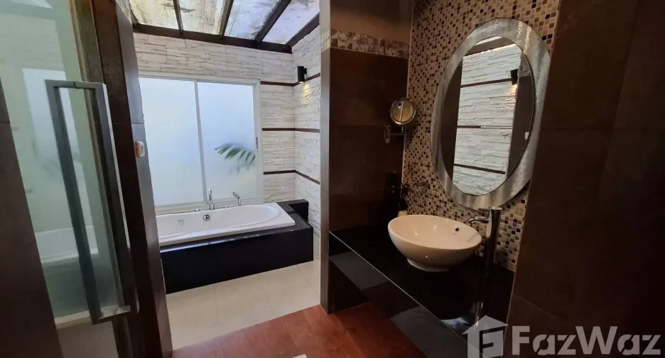 For rent 2 bedrooms house in Mueang Phuket, Phuket
