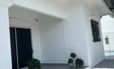 For sale 3 bedrooms villa in East Pattaya, Pattaya