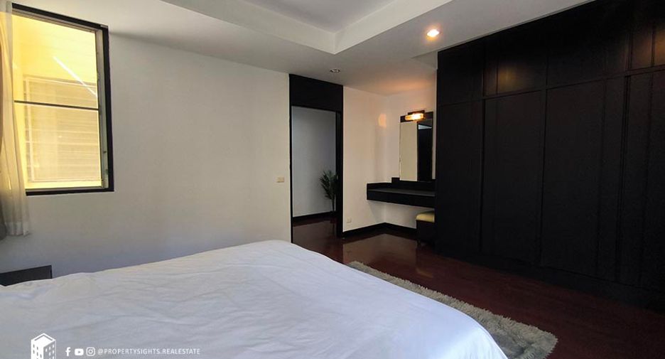 À louer 3 chambres condo à Watthana, Bangkok