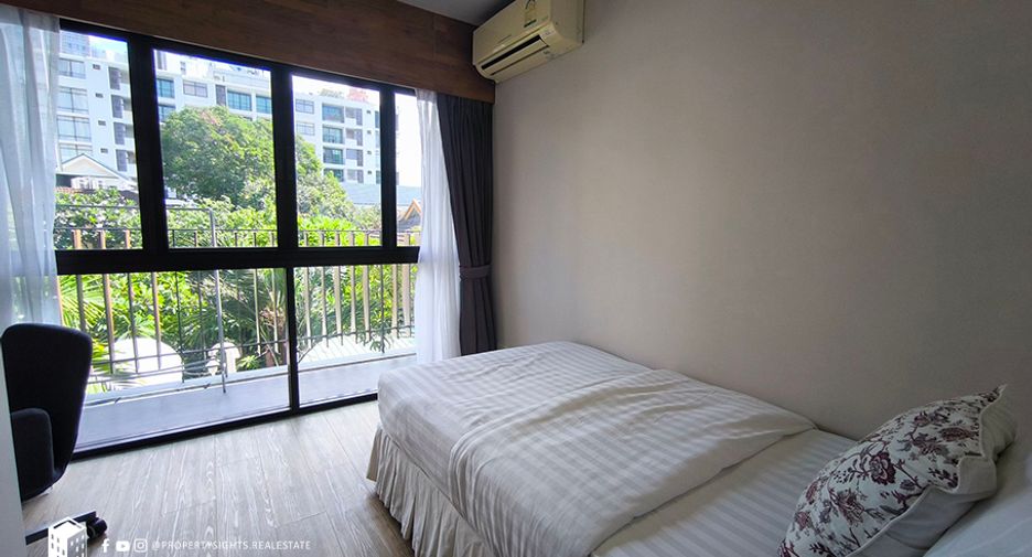 For rent 2 bedrooms condo in Khlong Toei, Bangkok