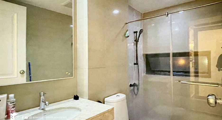 For rent 1 bed condo in Pathum Wan, Bangkok