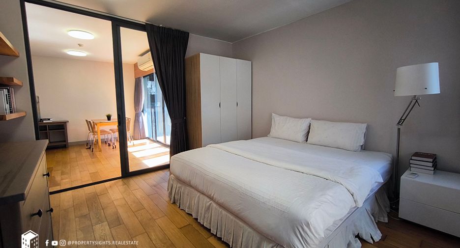 For rent 1 bed condo in Khlong Toei, Bangkok