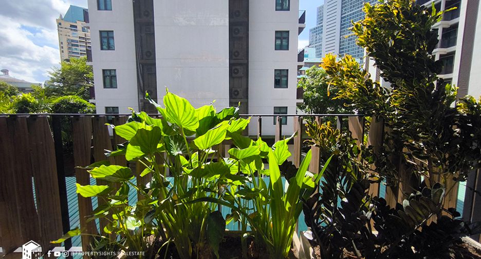 For rent 1 bed condo in Khlong Toei, Bangkok