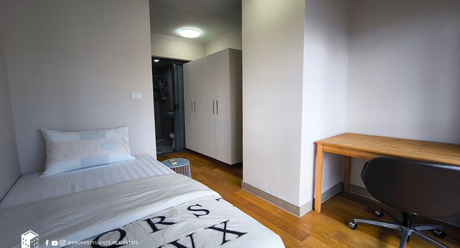 For rent 2 bedrooms condo in Khlong Toei, Bangkok
