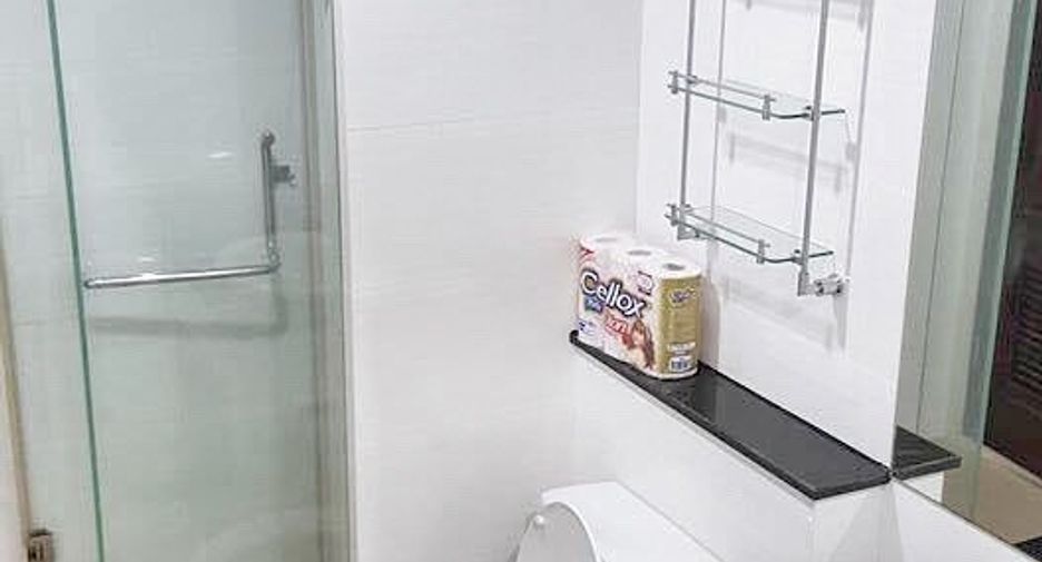 For sale 1 bed condo in Watthana, Bangkok