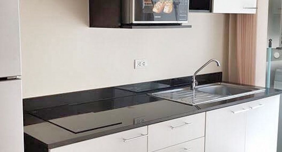 For sale 1 bed condo in Watthana, Bangkok