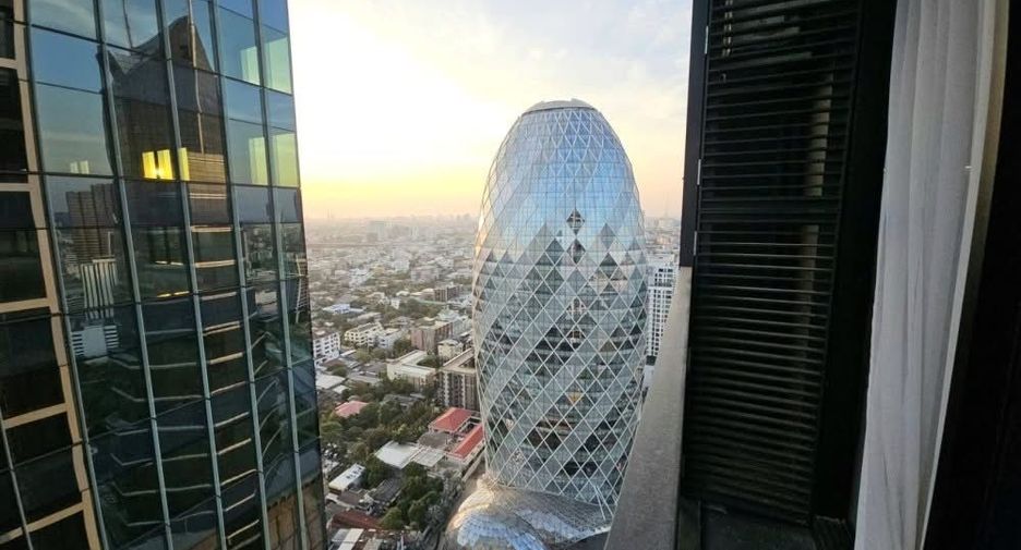 À louer et à vendre 1 chambre condo à Phaya Thai, Bangkok
