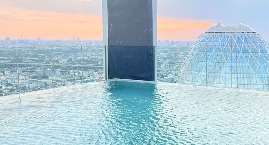 À louer et à vendre 1 chambre condo à Phaya Thai, Bangkok