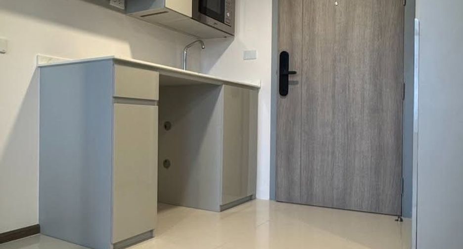 For rent 1 bed condo in Huai Khwang, Bangkok