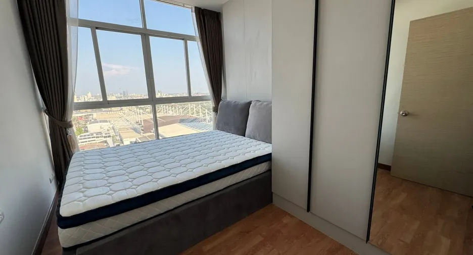 For rent 2 bedrooms condo in Bang Na, Bangkok
