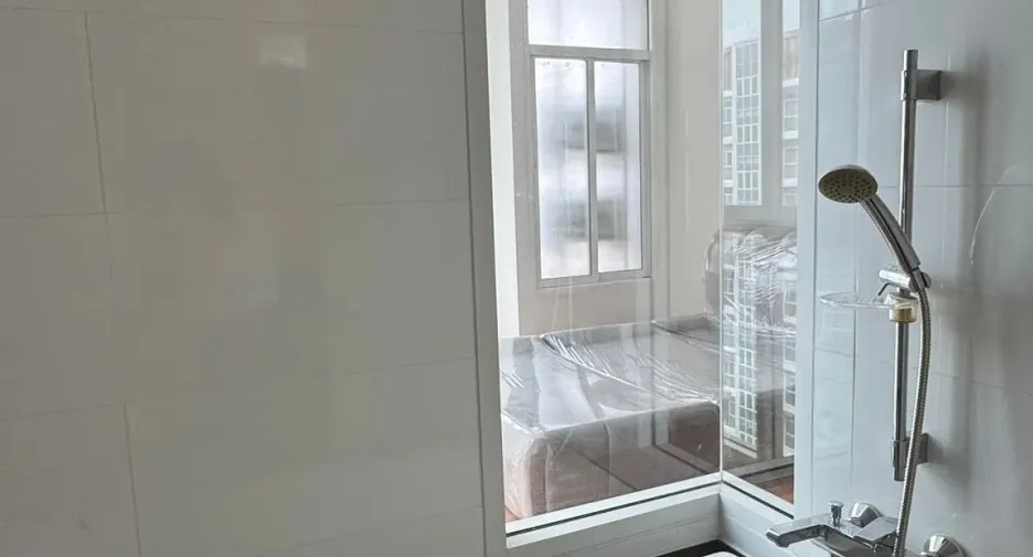 For rent 2 bedrooms condo in Bang Na, Bangkok