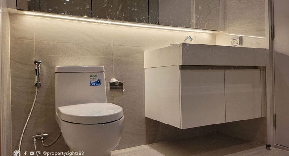 Wohnung zur Miete mit 1 Zimmer in Pathum Wan, Bangkok
