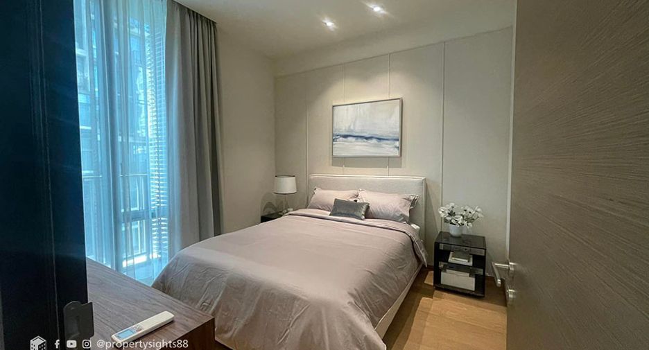 For rent 2 bedrooms condo in Pathum Wan, Bangkok