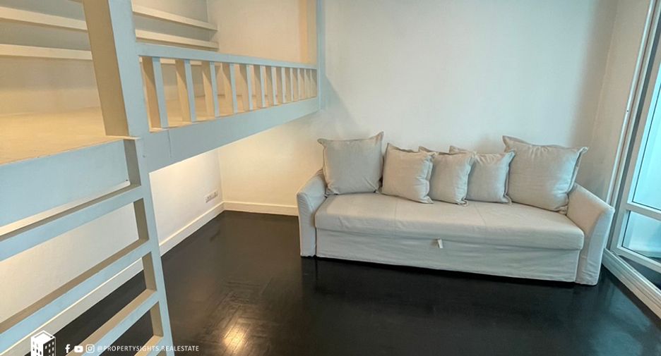 For rent 4 bedrooms house in Pathum Wan, Bangkok