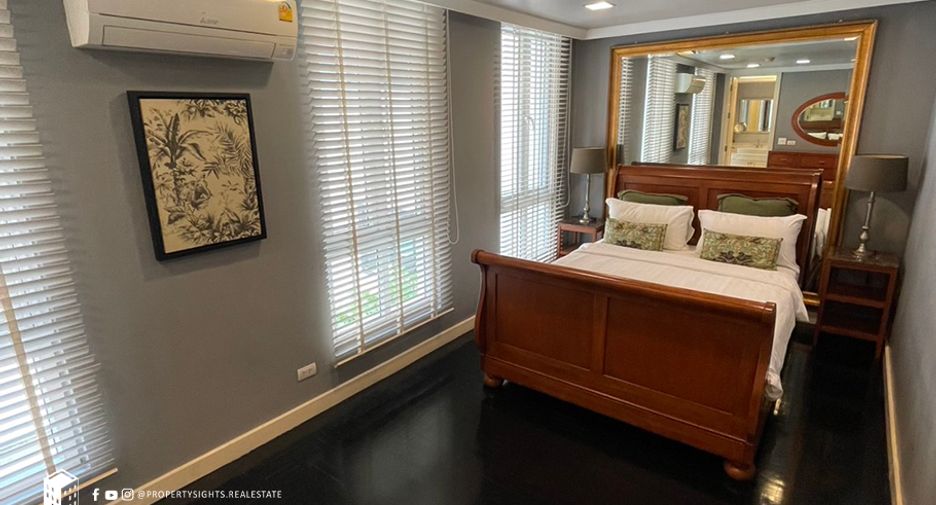 For rent 4 bedrooms house in Pathum Wan, Bangkok