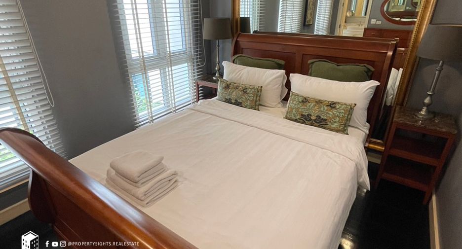 For rent 4 bedrooms house in Pathum Wan, Bangkok