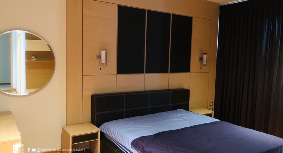 For rent 3 ベッドルーム condo in Sathon, Bangkok