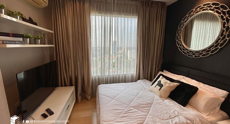 For rent 2 bedrooms condo in Khlong Toei, Bangkok