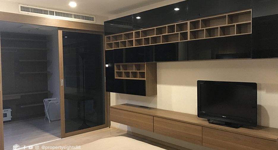 Wohnung zur Miete mit 3 Zimmer in Khlong Toei, Bangkok