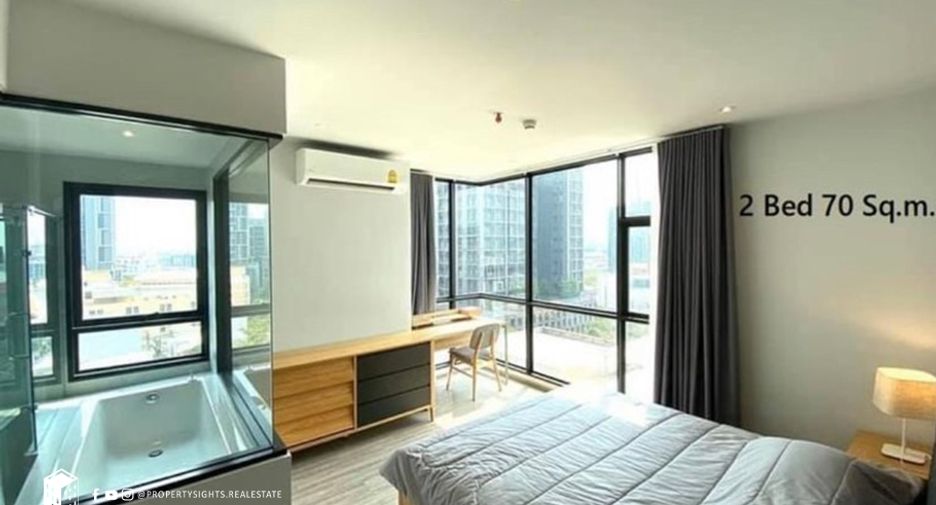 For rent 2 bedrooms condo in Watthana, Bangkok