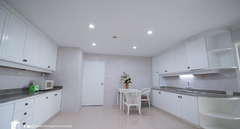 For rent 3 ベッドルーム condo in Watthana, Bangkok